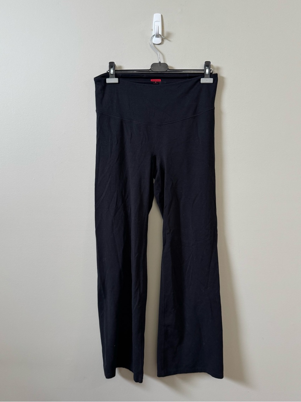 SPANX dark grey/black flare leg yoga pants
